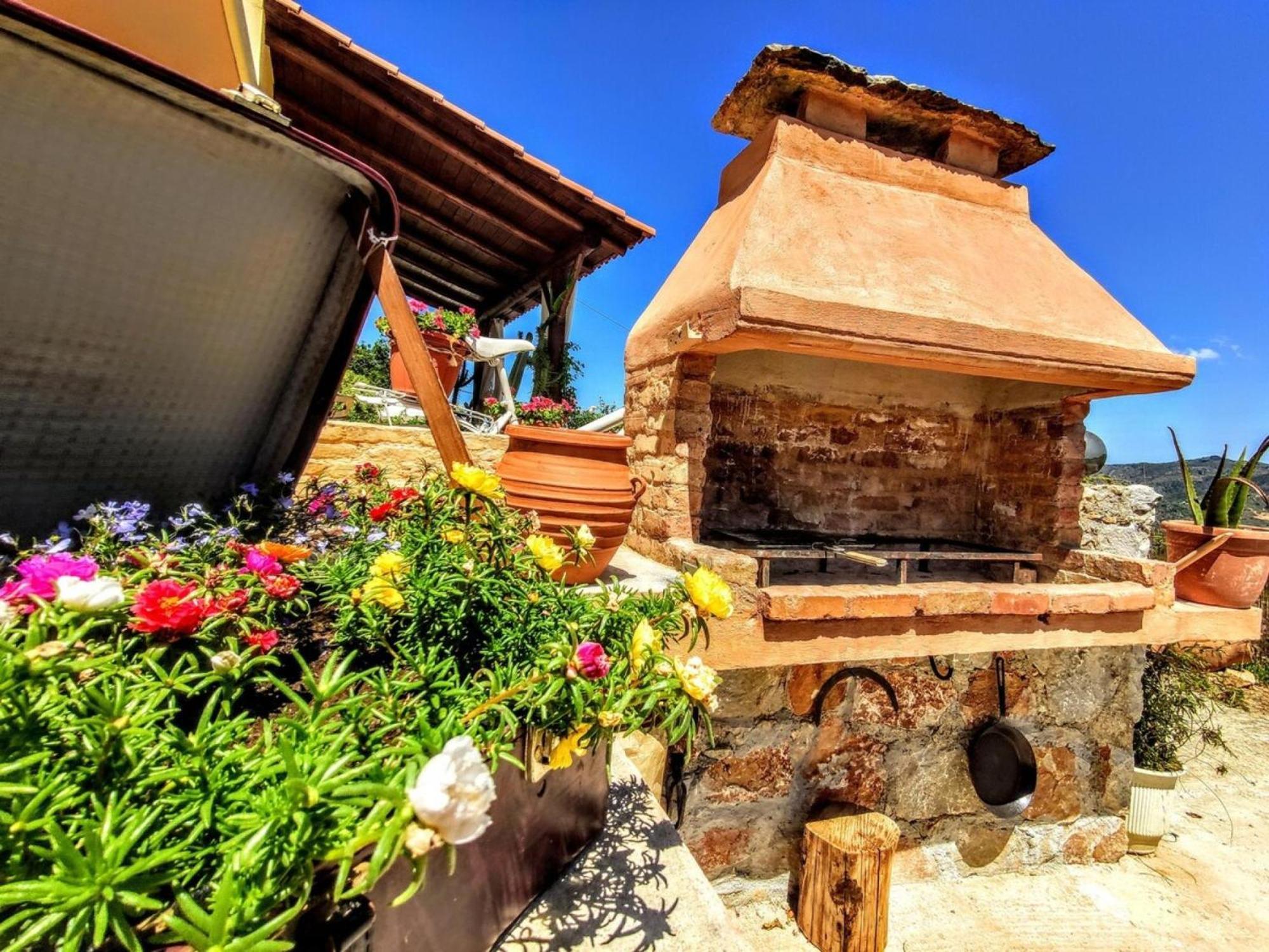 Thymes Traditional House Loulos Екстер'єр фото